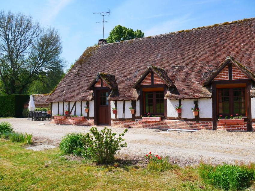 Gîte Ligny-le-Ribault, 4 pièces, 6 personnes - FR-1-590-39