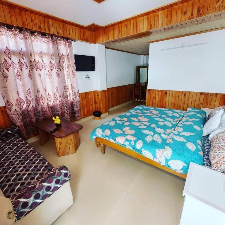 Tirthan Crest Homestay Tirthan and Jibhi valley