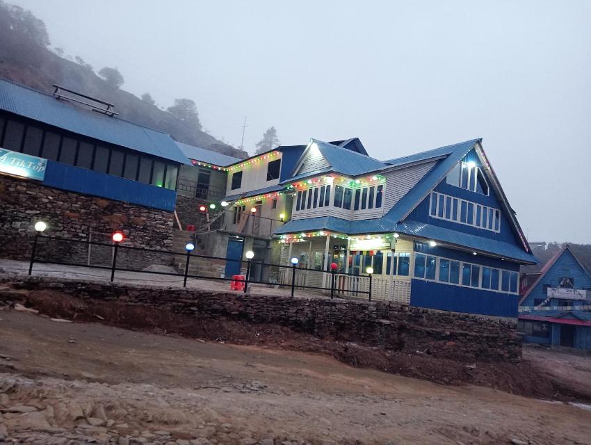Hotel Tik Top & New Family Guest House Kalinchowk