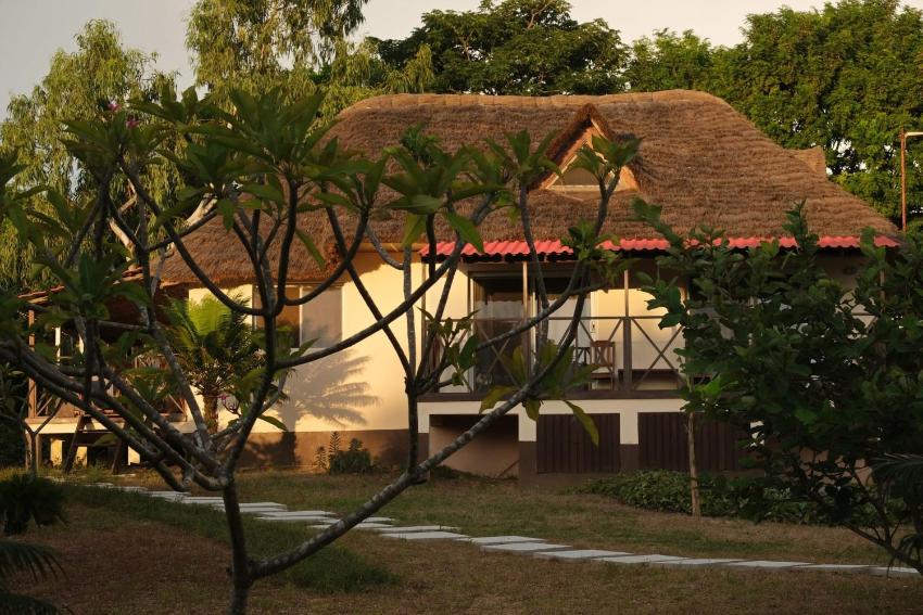 3 bedrooms house at Cap Skirring 100 m away from the beach with sea view furnished terrace and wifi