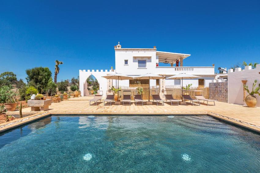 Villa La Cornola by BarbarHouse