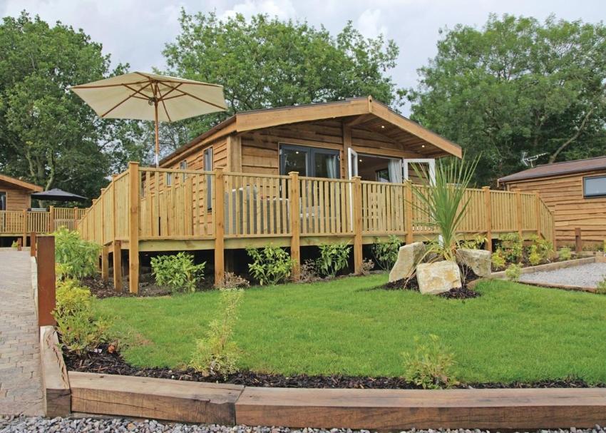 Marwell Lodges