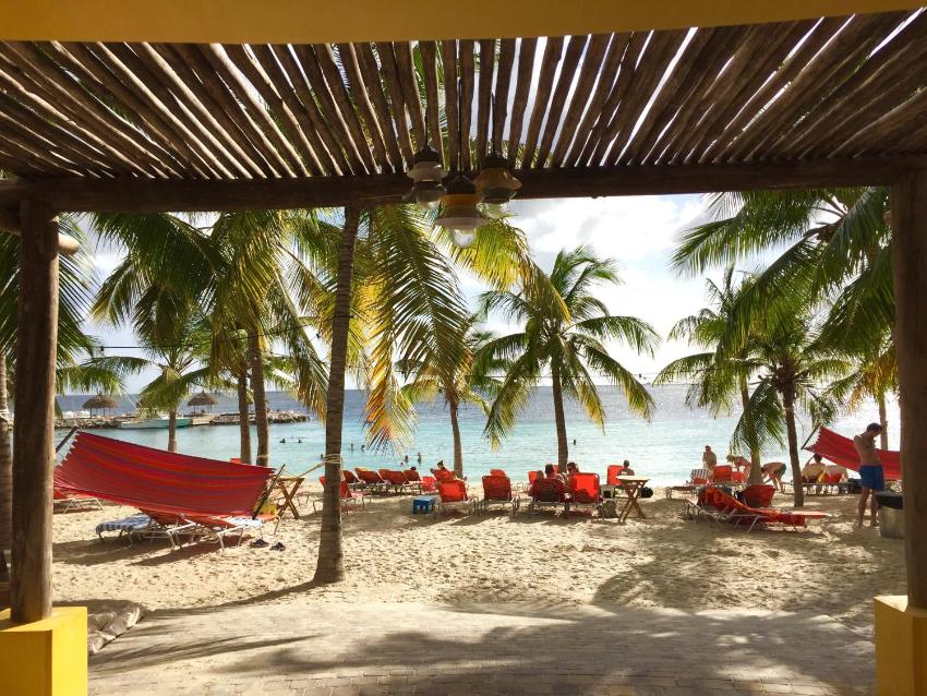 Blue Bay Beach Villas & Apartments