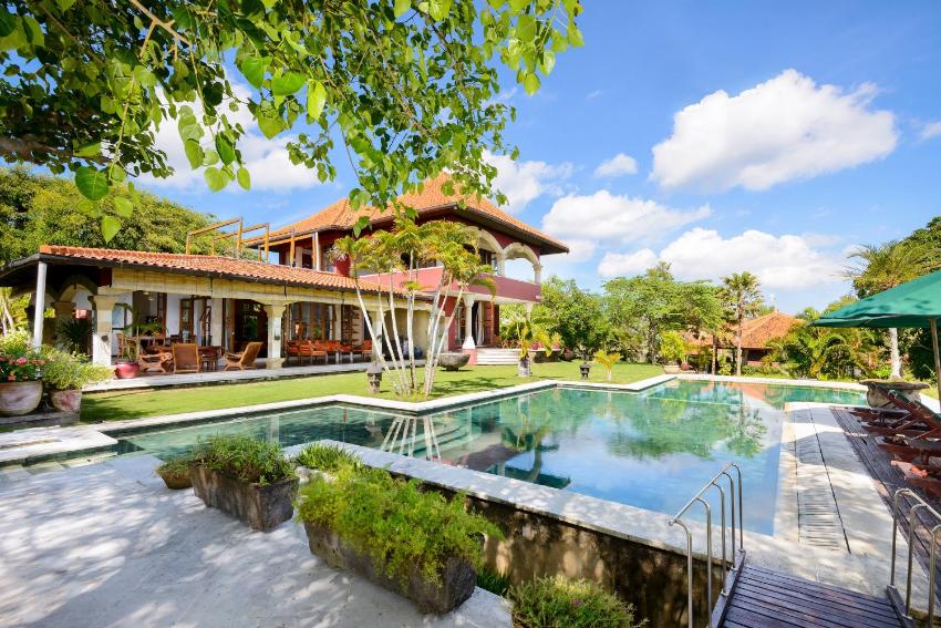 Canang Sari Uluwatu Villas Bali
