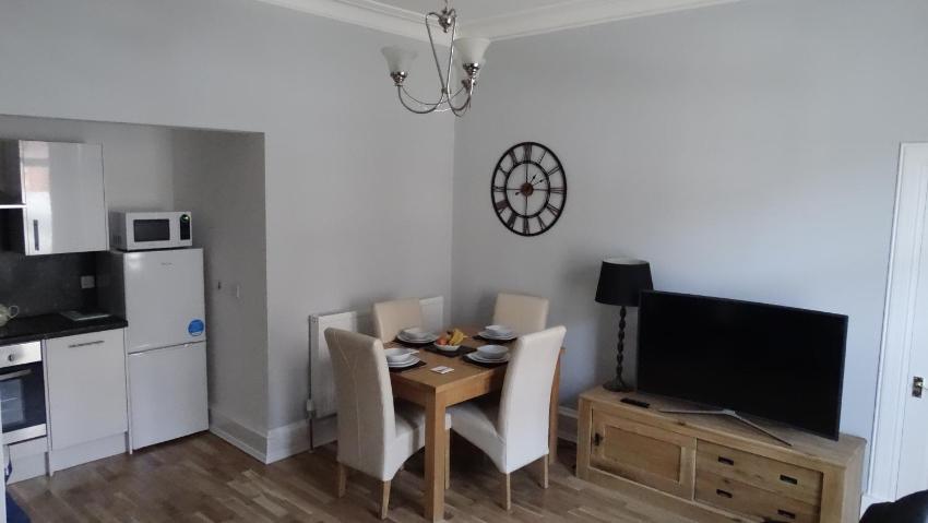 Portum -John St Apartment