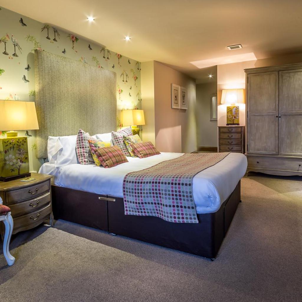 The Huntsman Inn — 