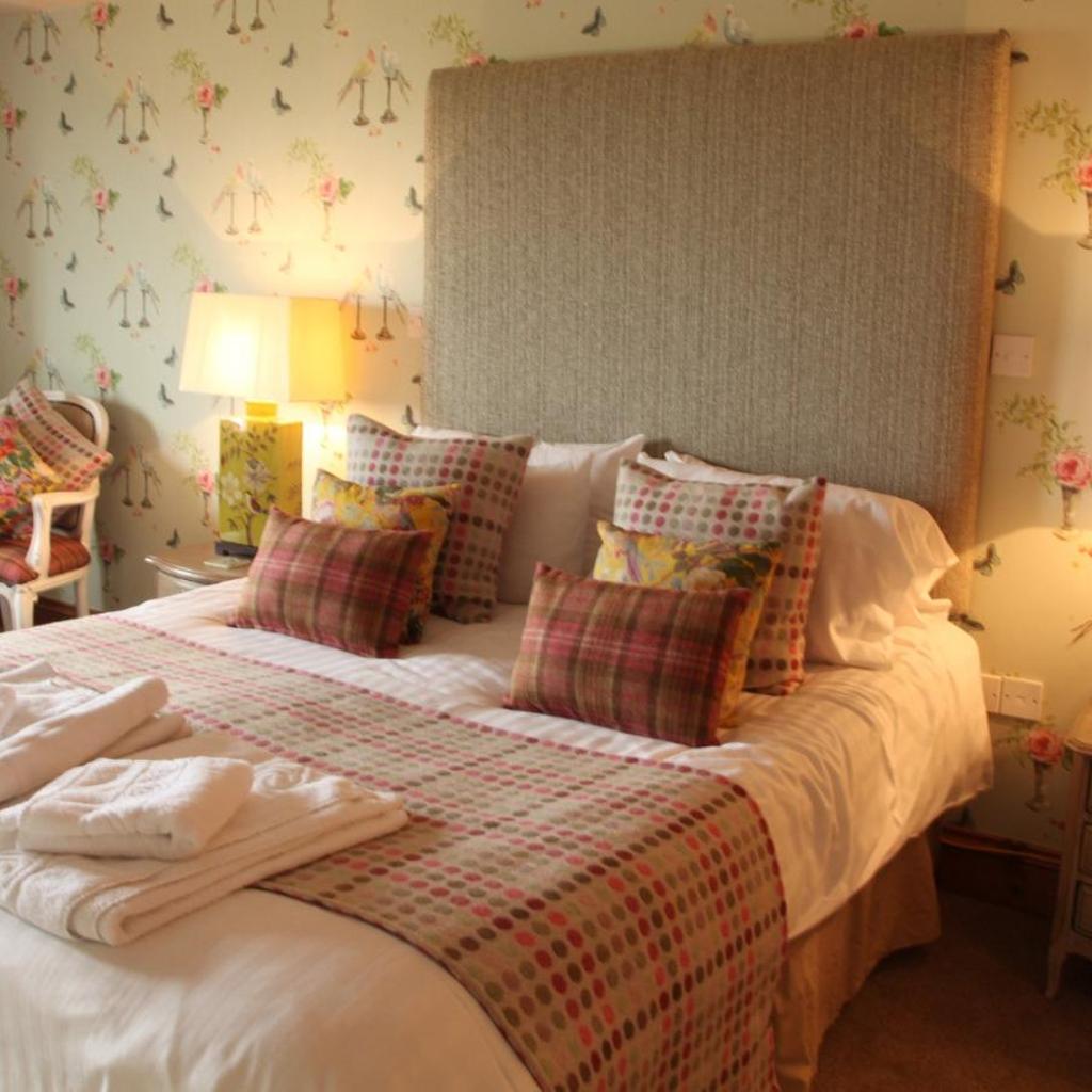 The Huntsman Inn — 