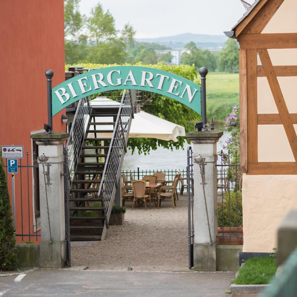 Photograph of Elbterrasse Wachwitz