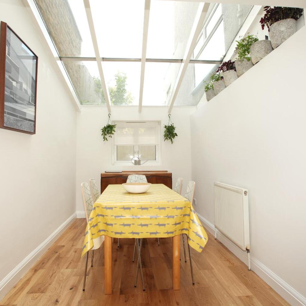 Photograph of Fabulous East Finchley