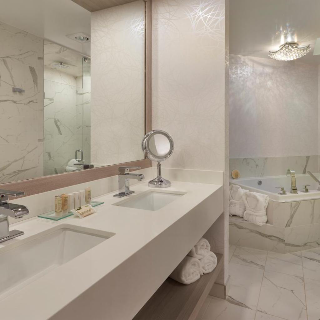 White Oaks Conference & Resort Spa — 