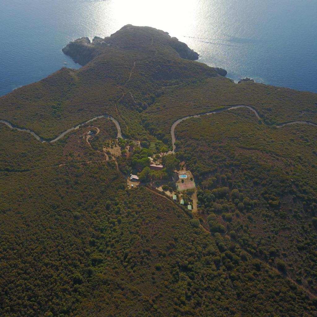 Auberge Ferayola — 