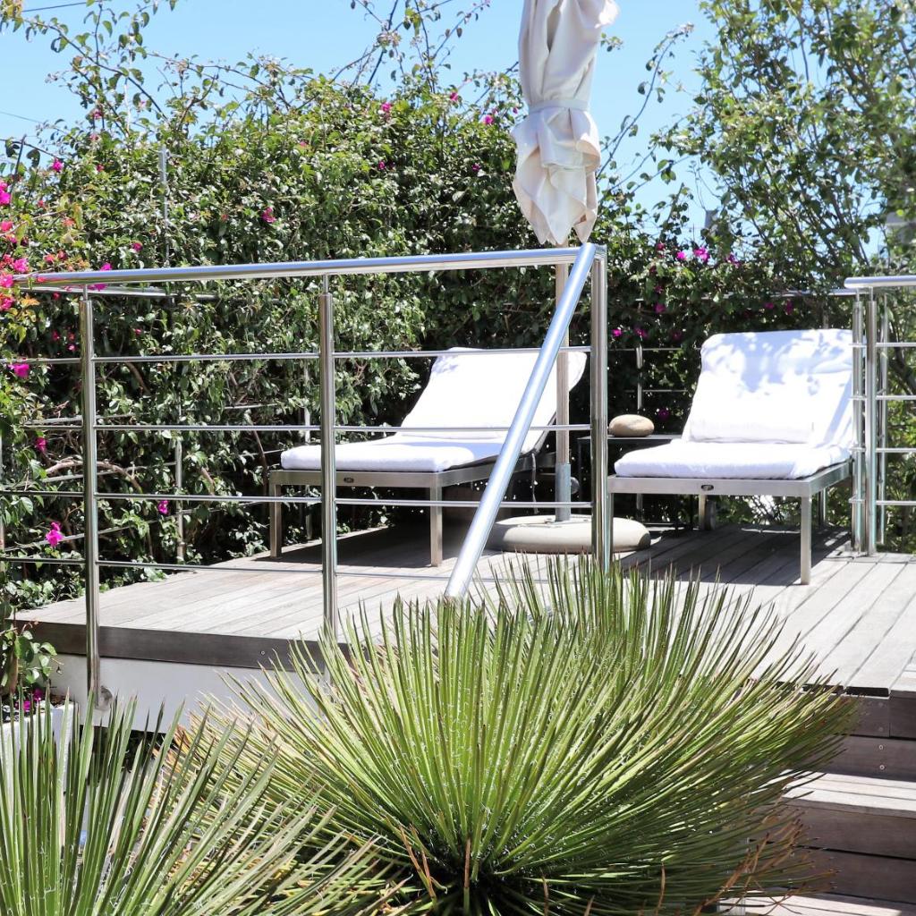 DysArt Boutique Hotel - Solar Power — 