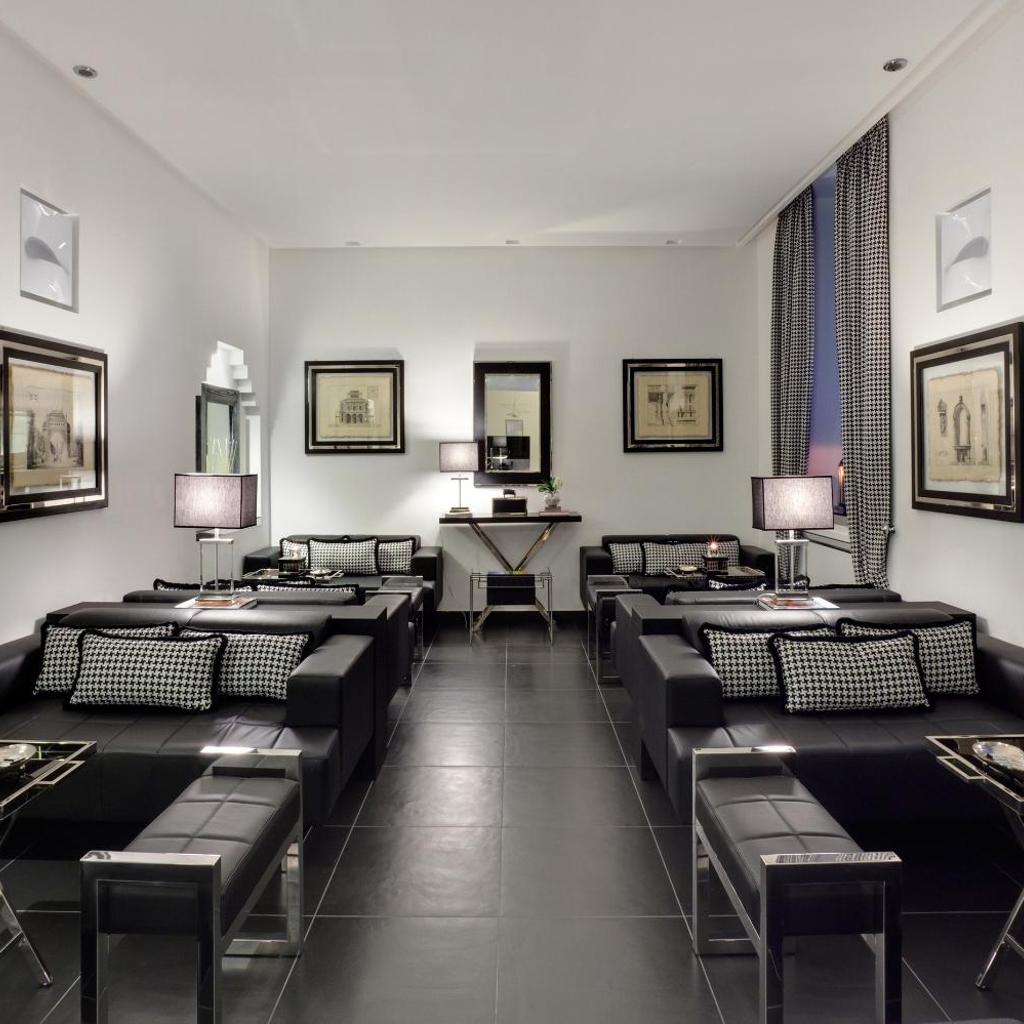 Photograph of LHP Hotel Napoleon