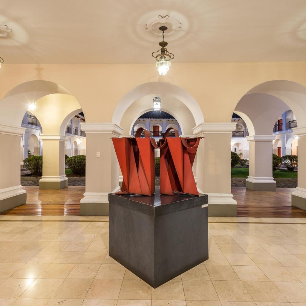 Hotel Dann Monasterio — 