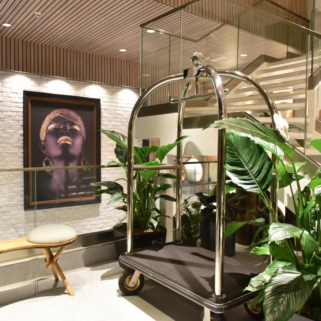 Panoramika Design Hotel — 