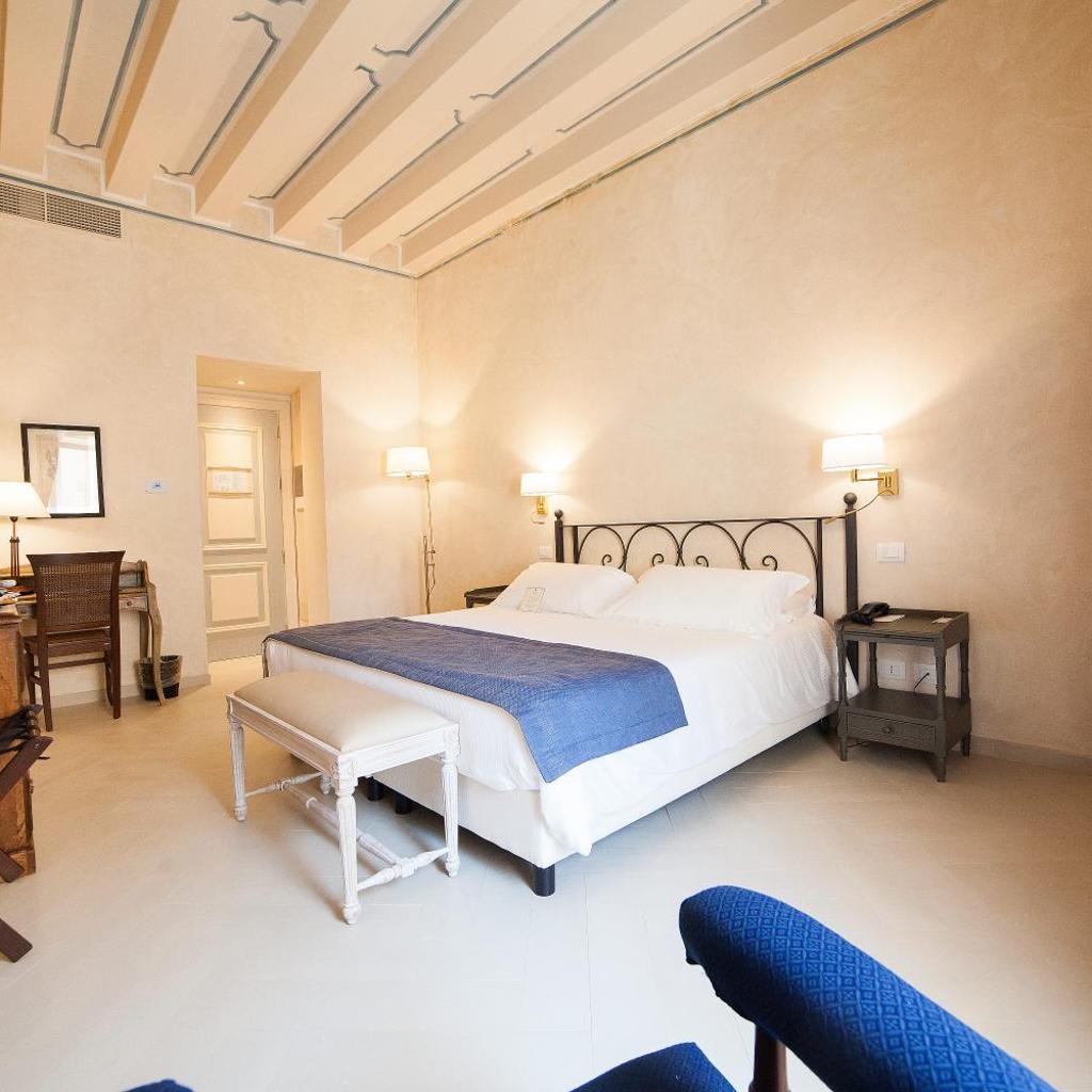 Algilà Ortigia Charme Hotel — 