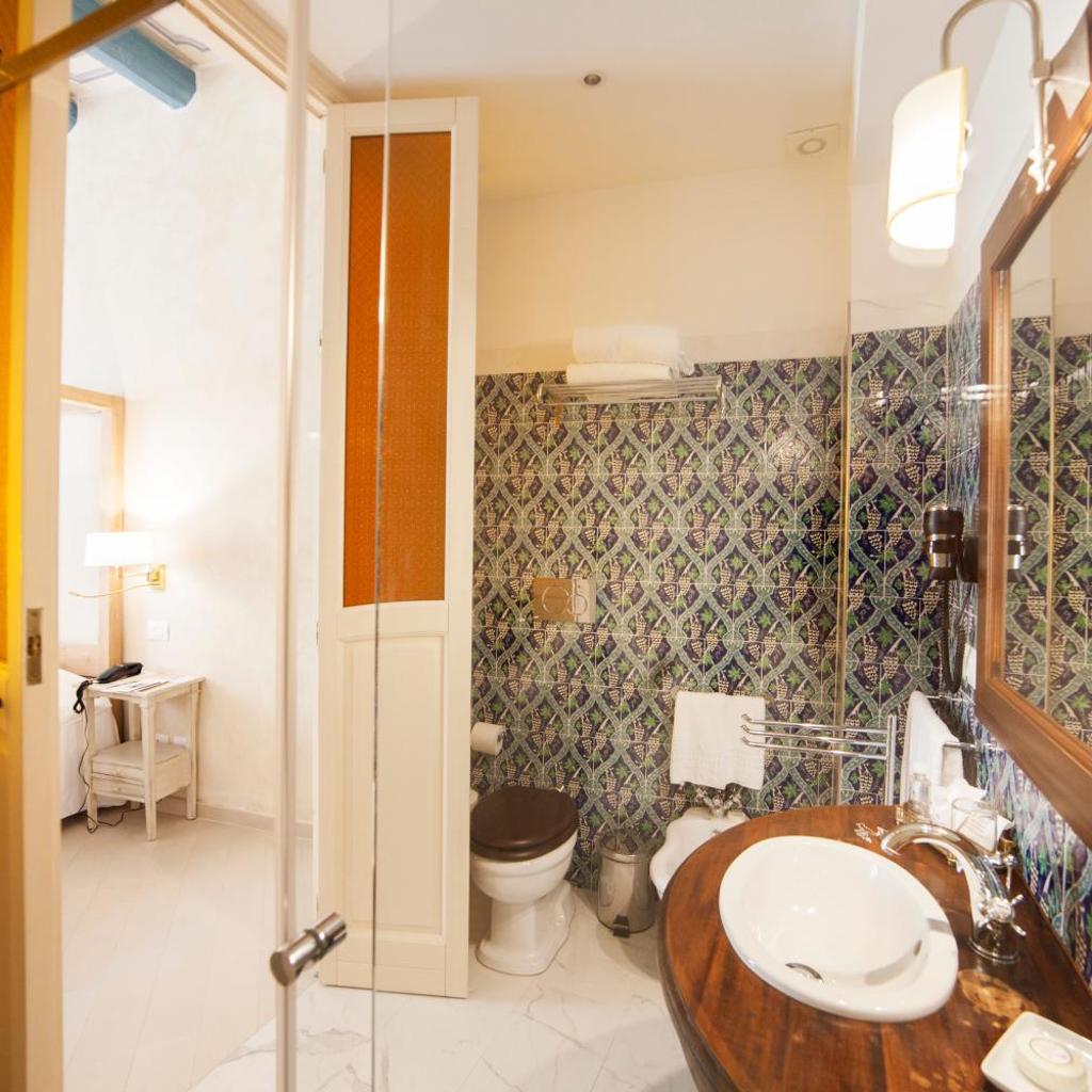 Algilà Ortigia Charme Hotel — 