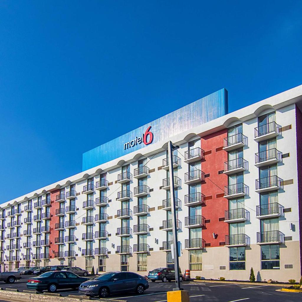 Photograph of Motel 6 Atlanta GA Atlanta Airport Virginia Ave