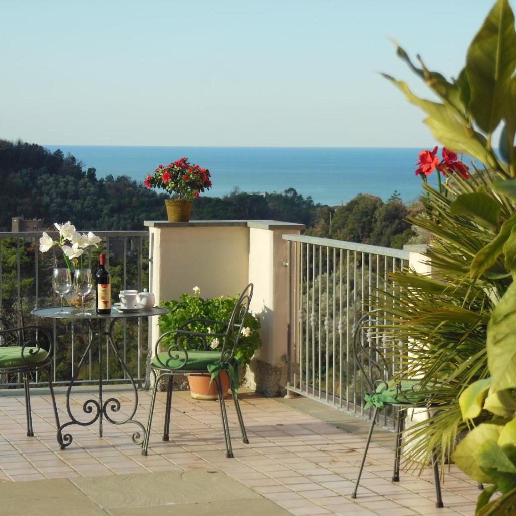 Hotel Al Terra Di Mare — 