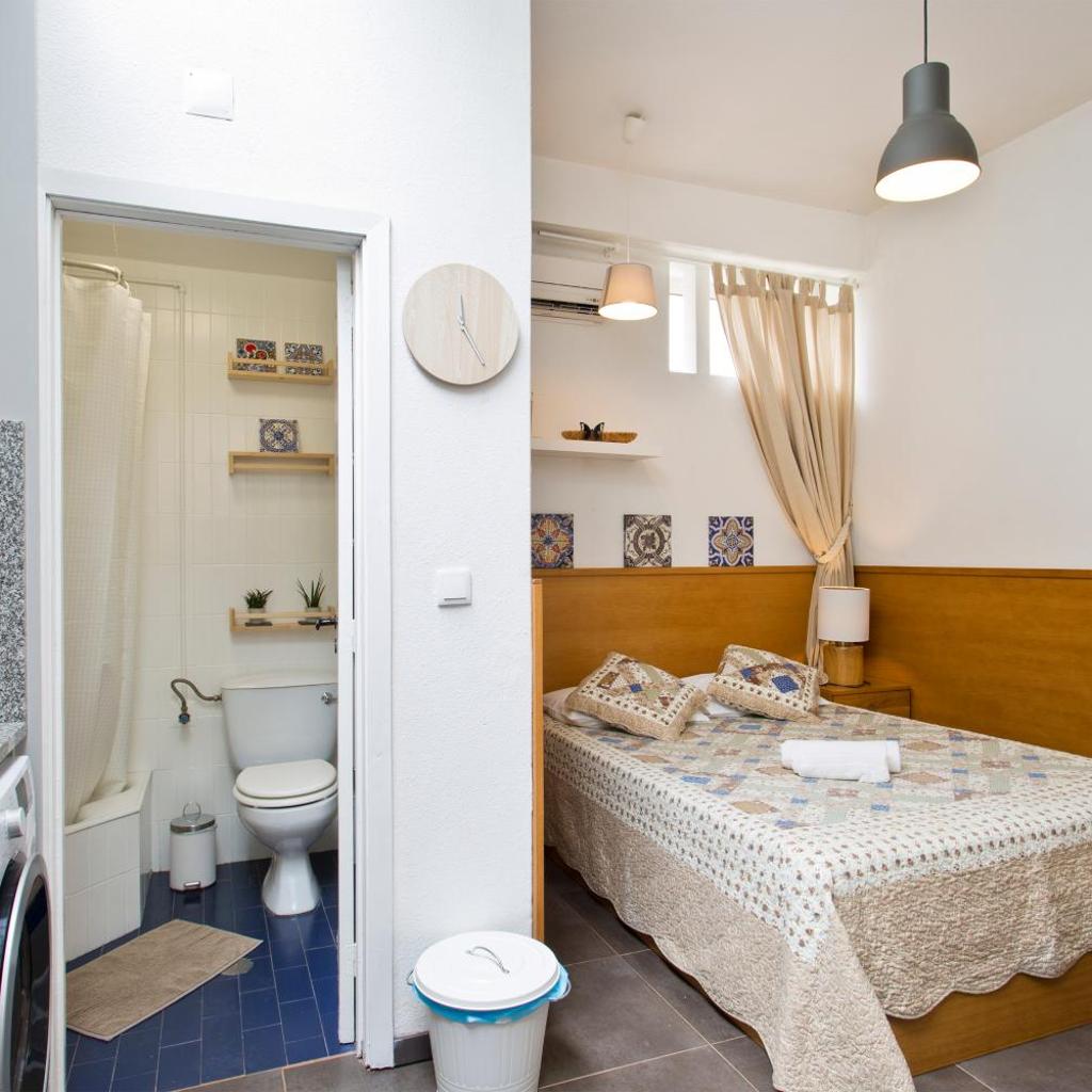 Photograph of Host Wise - Cozy Quiet Flat - Trindade Station