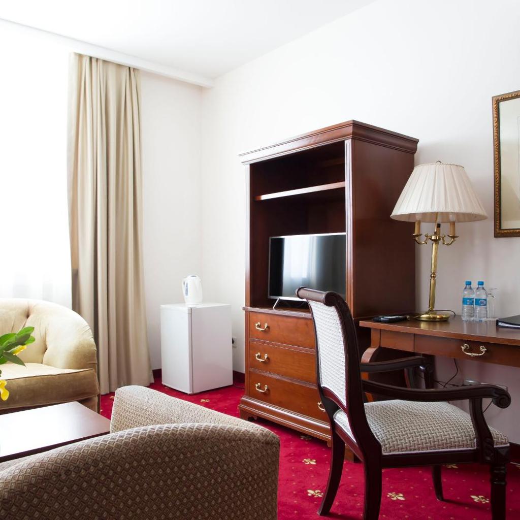 Atyrau Dastan Hotel — 