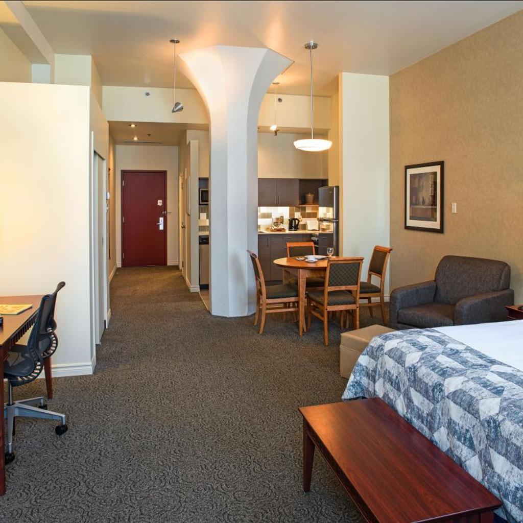 Photograph of Le Square Phillips Hôtel & Suites
