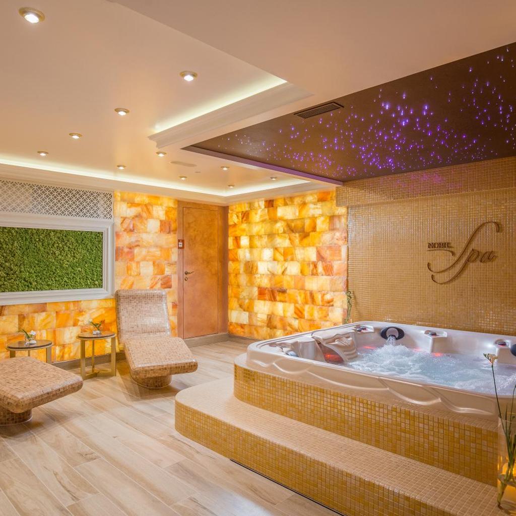 Nobil Luxury Boutique Hotel — 
