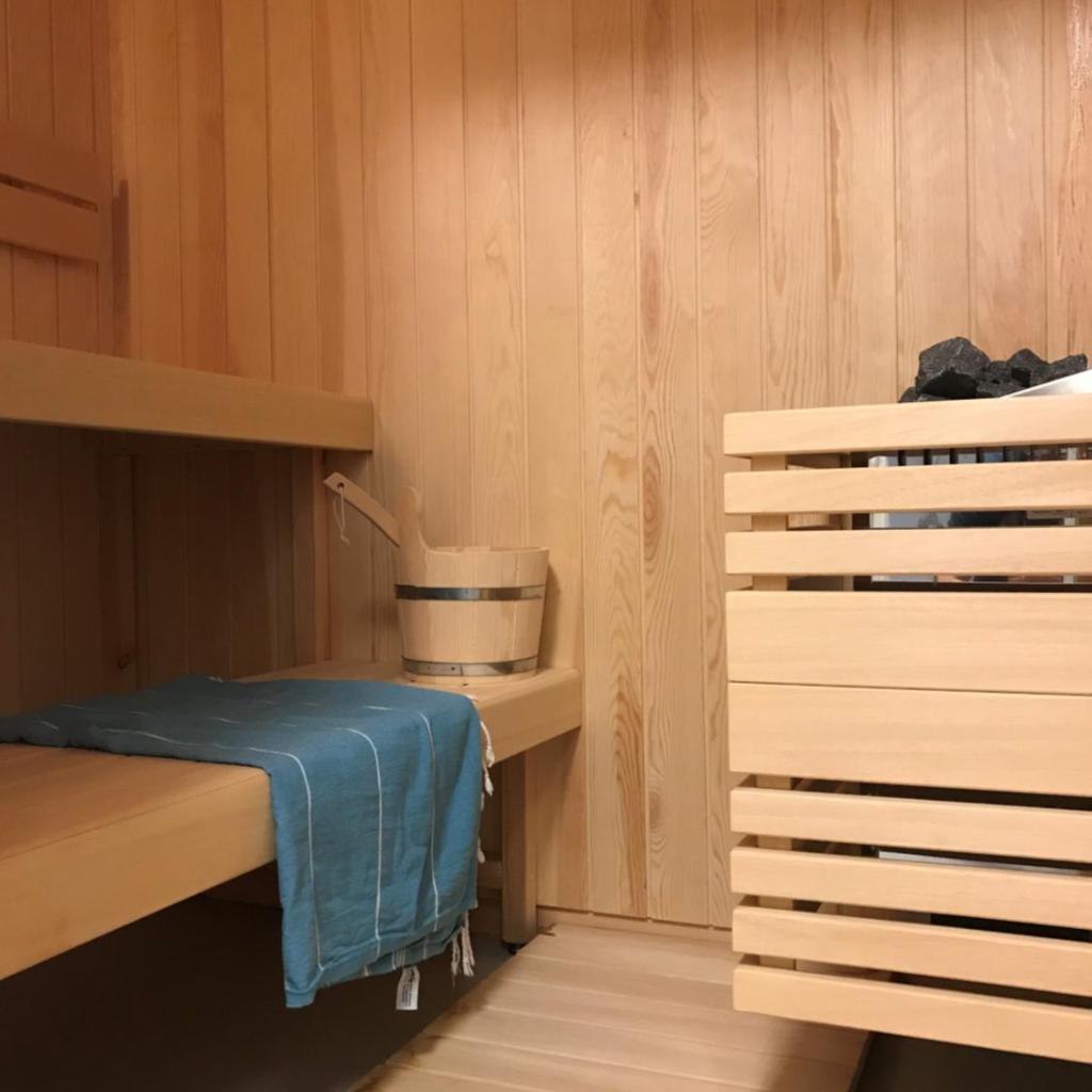 Image 12 - Lichtdurchflutete Ferienwohnung mit Panorama-Sicht und Schwimmbad/Sauna