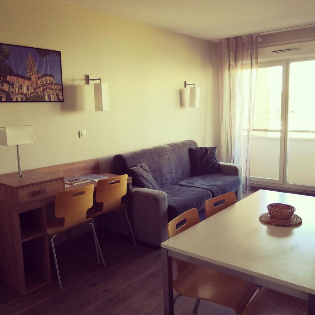 Photograph of Lagrange Aparthotel Toulouse Saint-Michel