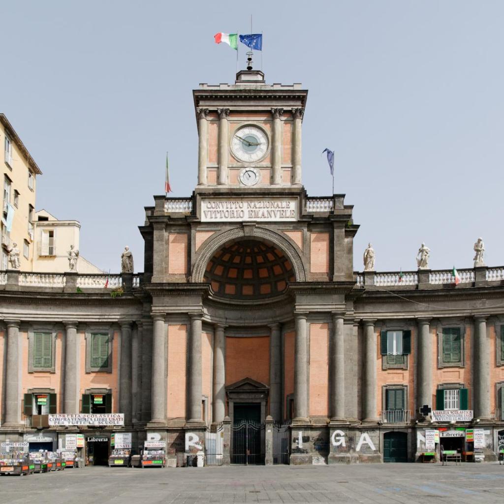 Photograph of Foro Carolino S&B