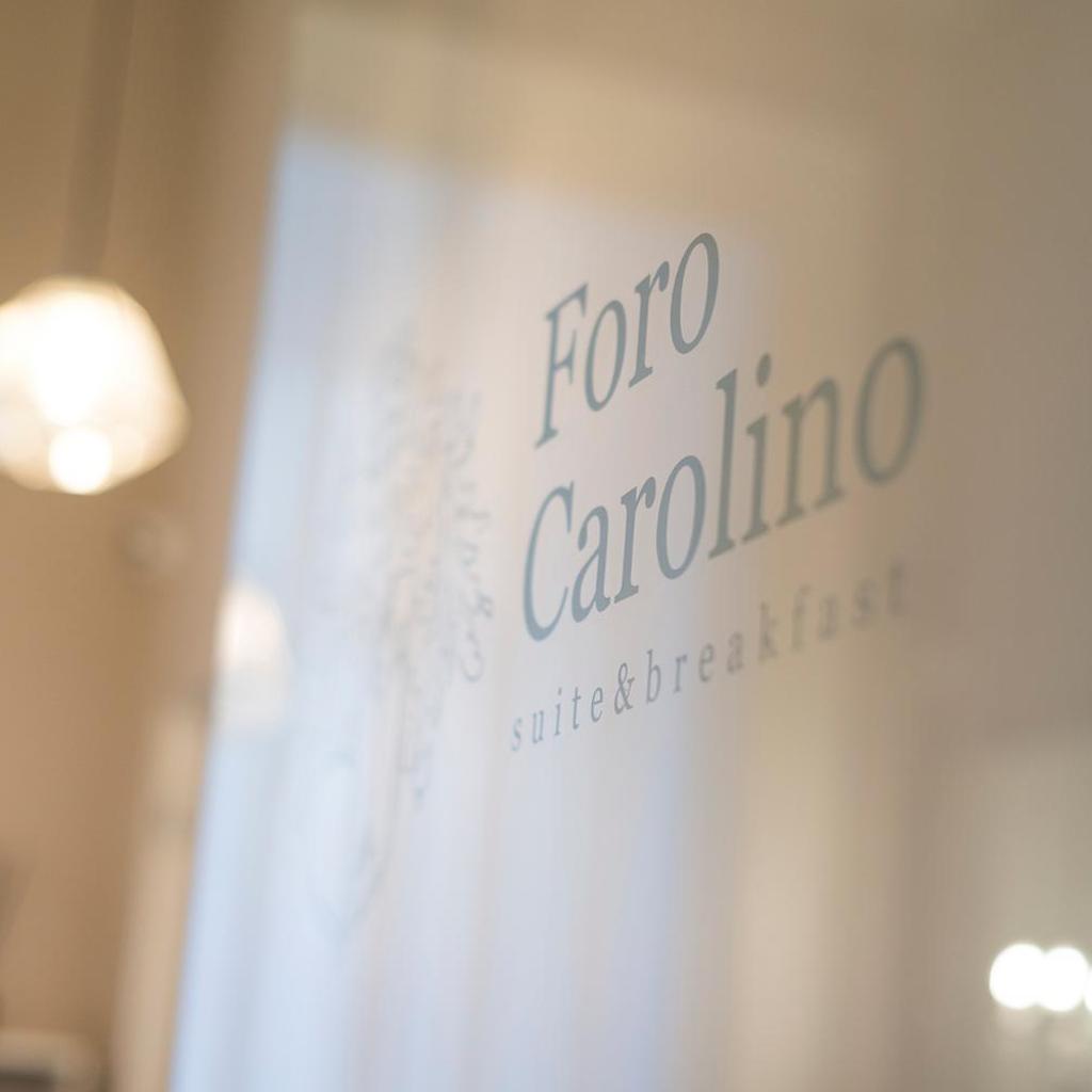 Photograph of Foro Carolino S&B