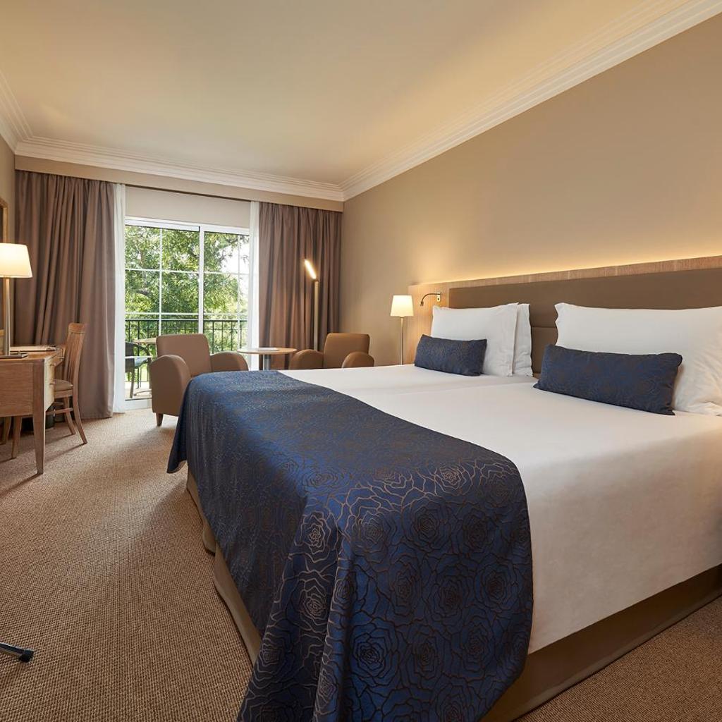 PortoBay Santa Maria - Adults Only — 
