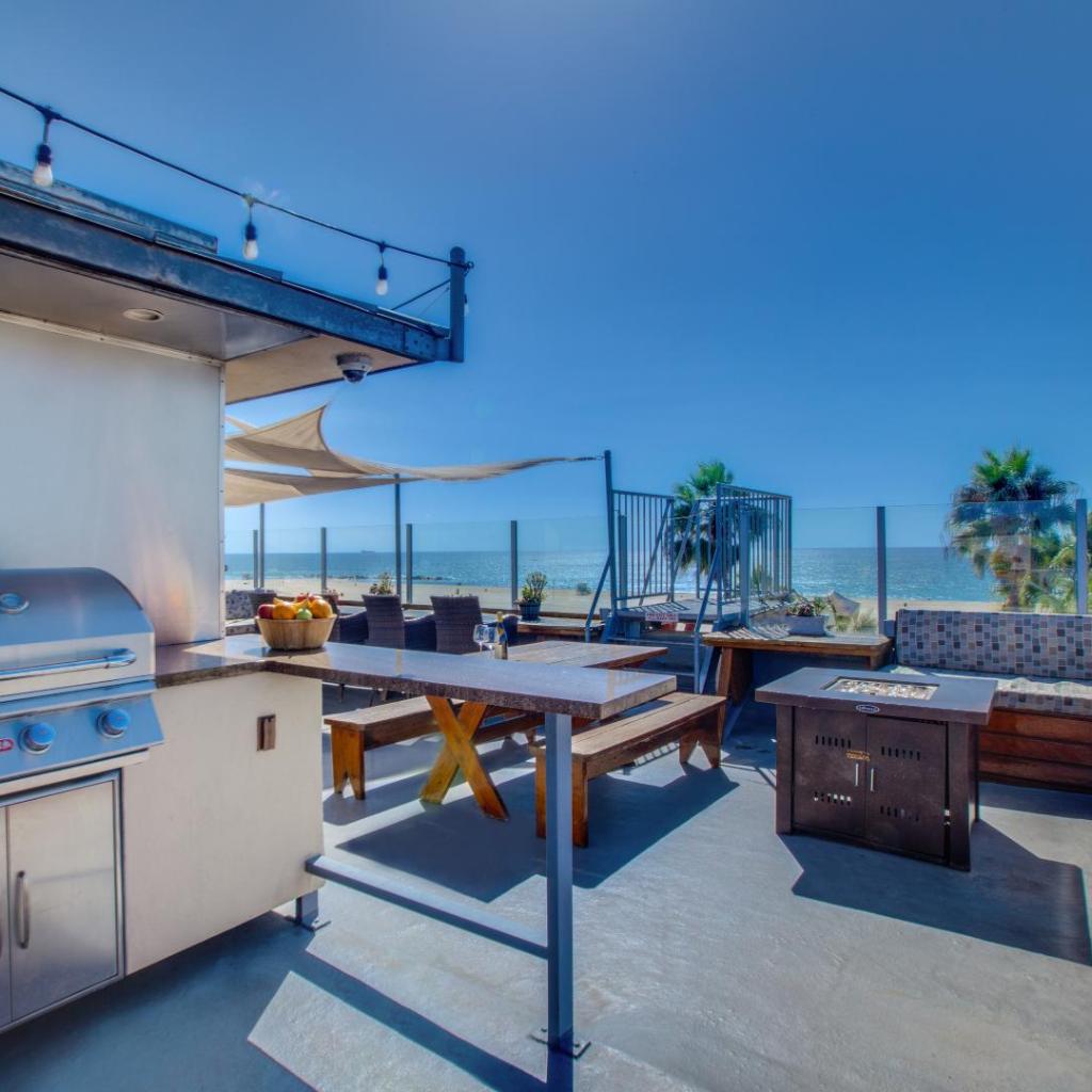 Photograph of Venice Breeze Suites