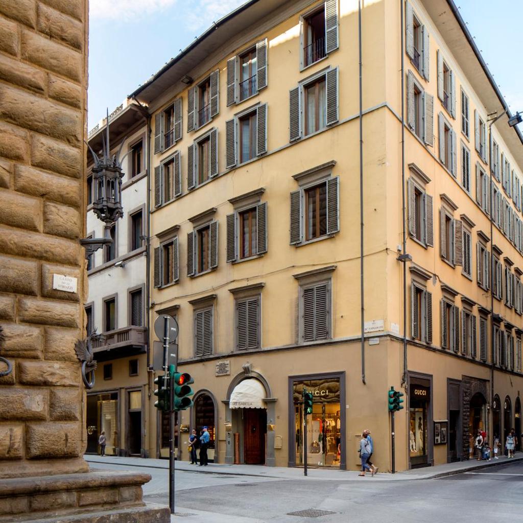 Room Mate Collection Isabella, Florence — 
