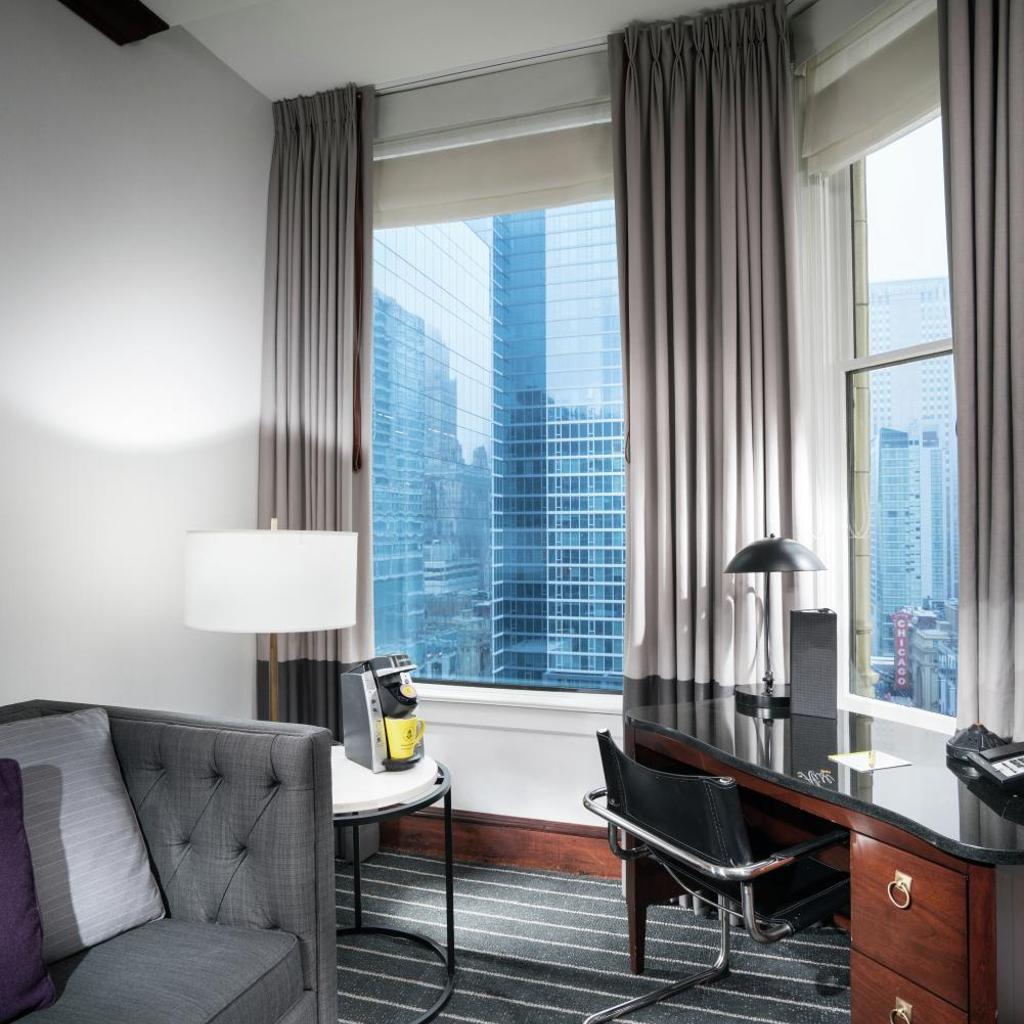 Photograph of Staypineapple, An Iconic Hotel, The Loop