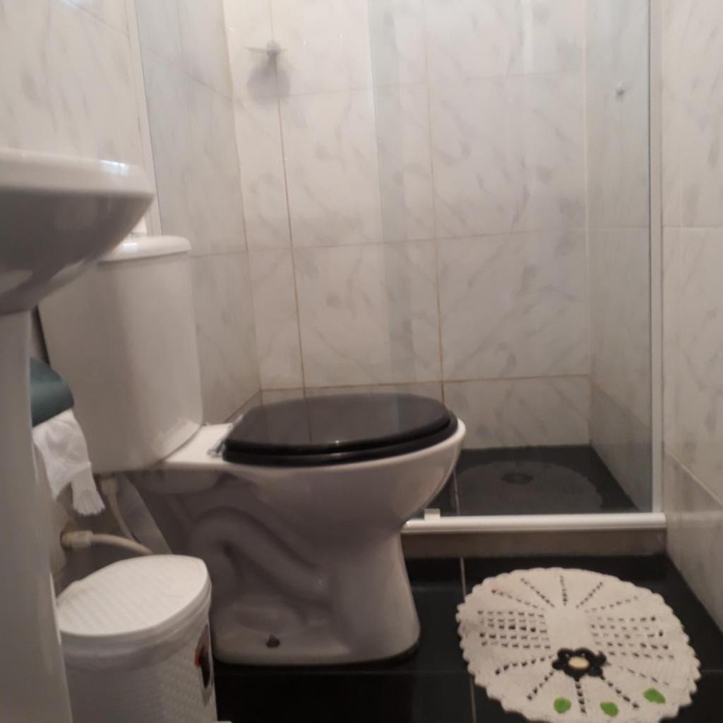 Quartos Em Casa In Caxias da Paraíso — foto 7