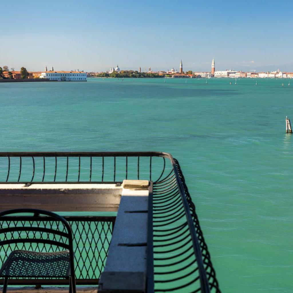 Hotel Villa Laguna — 