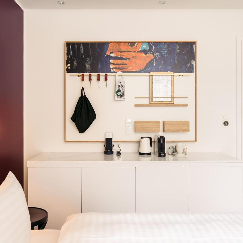 Photograph of Hotel Schani Salon