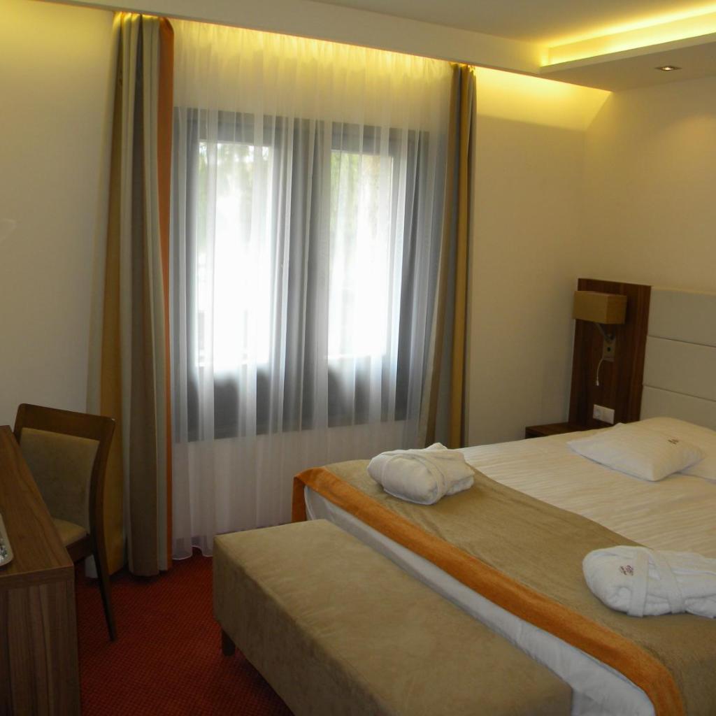 Bükkös Hotel & Spa — 
