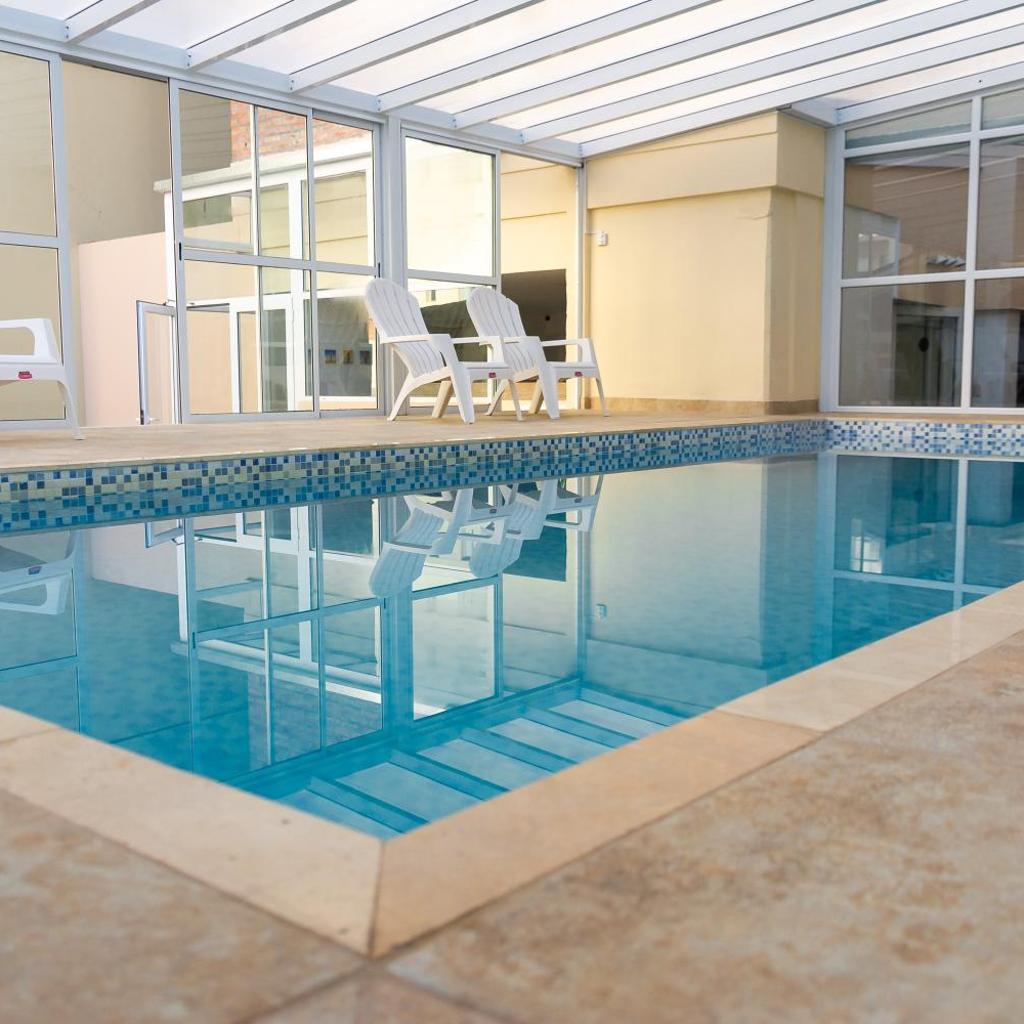 Hotel Piren — 