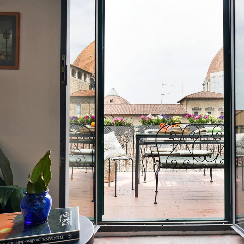 Photograph of Best Location w/ Breathtaking Views Chic Palace