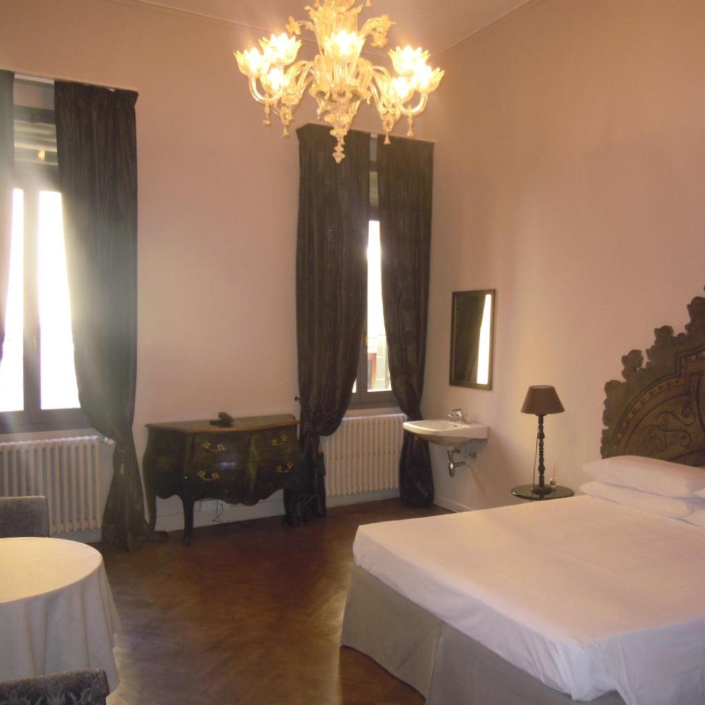 Photograph of La Residenza 818
