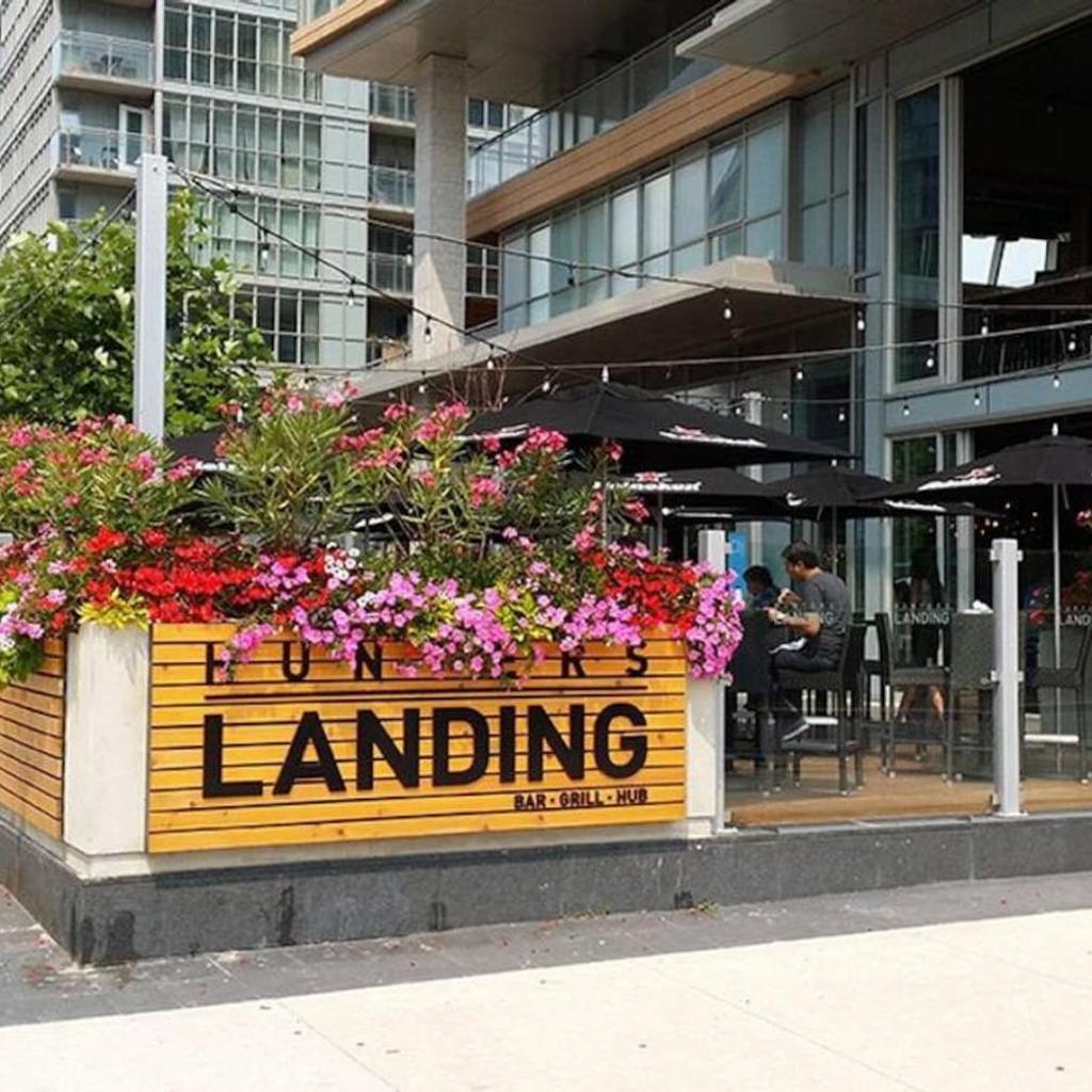 Photograph of Cozy Condo near CN Tower