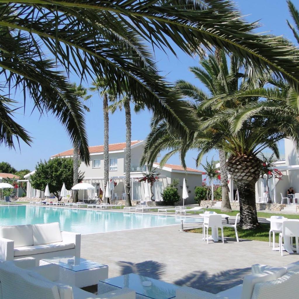 Mon Repos Hotel — 