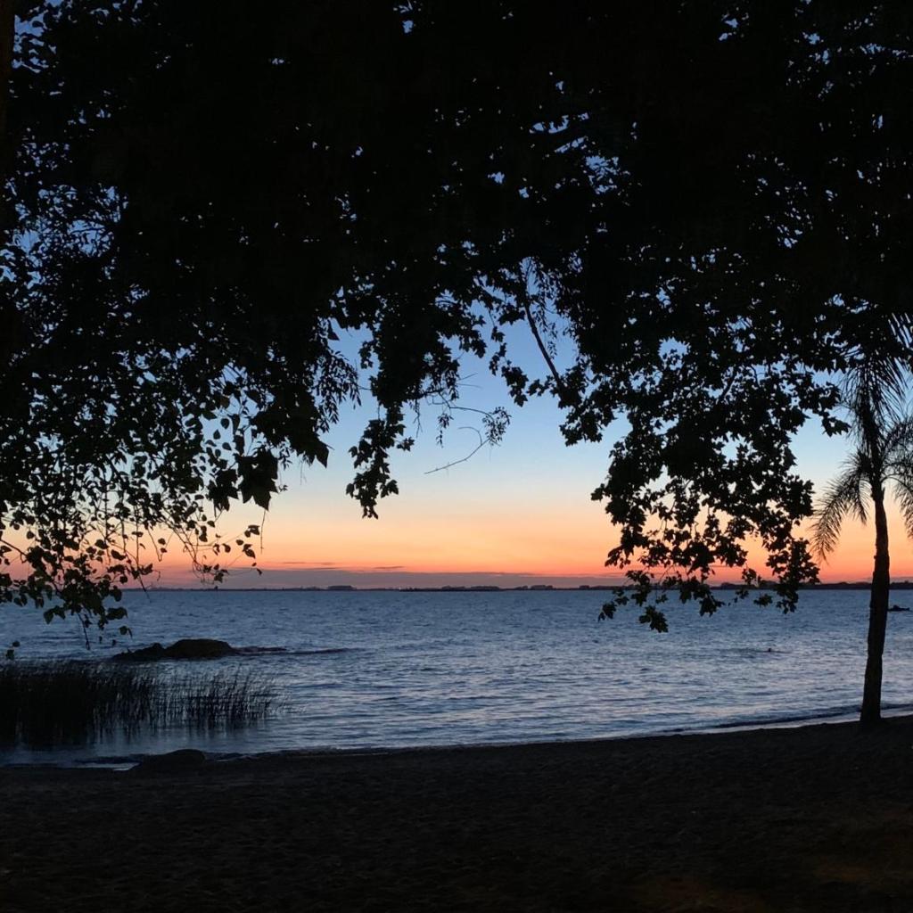 Ap beira da Praia das Ondinas — foto 2