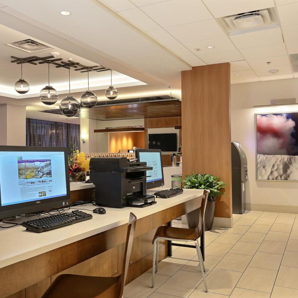Photograph of Holiday Inn Express Denver Downtown by IHG