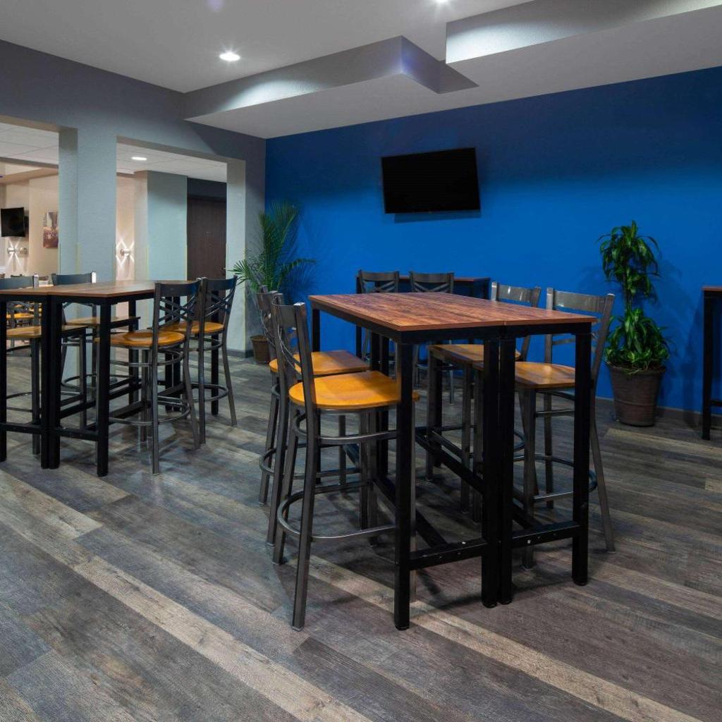 Photograph of Baymont by Wyndham Las Vegas South Strip