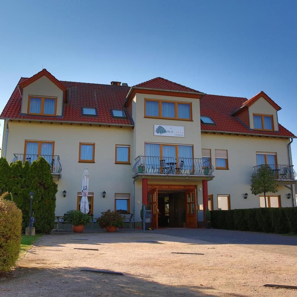 Fetzers Landhotel — 