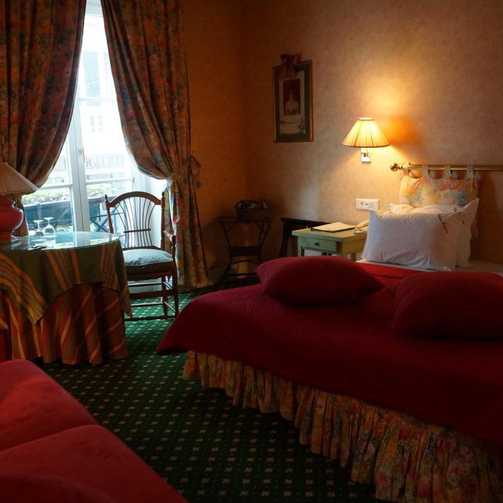 Photograph of Le Relais Médicis