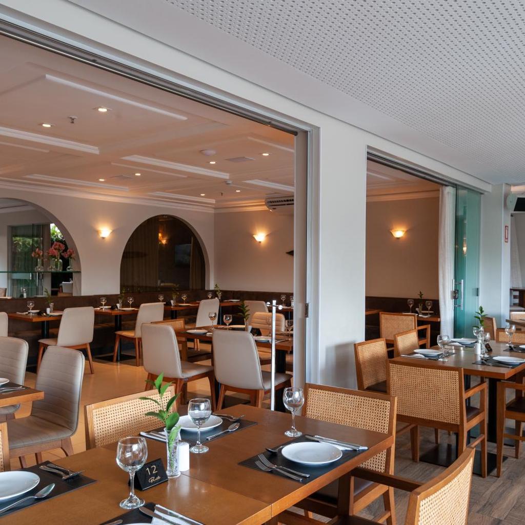 Radisson Hotel Anápolis — 